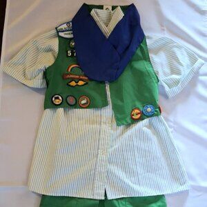 Girls Scouts of America Size 10/12 Uniform Set Includes Shirt, Skirt, Pants, Ves